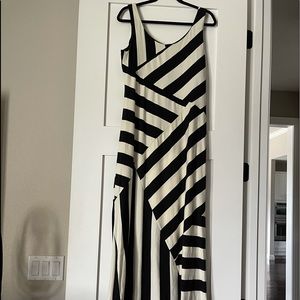 Asymmetrical stripes maxi dress ❤️